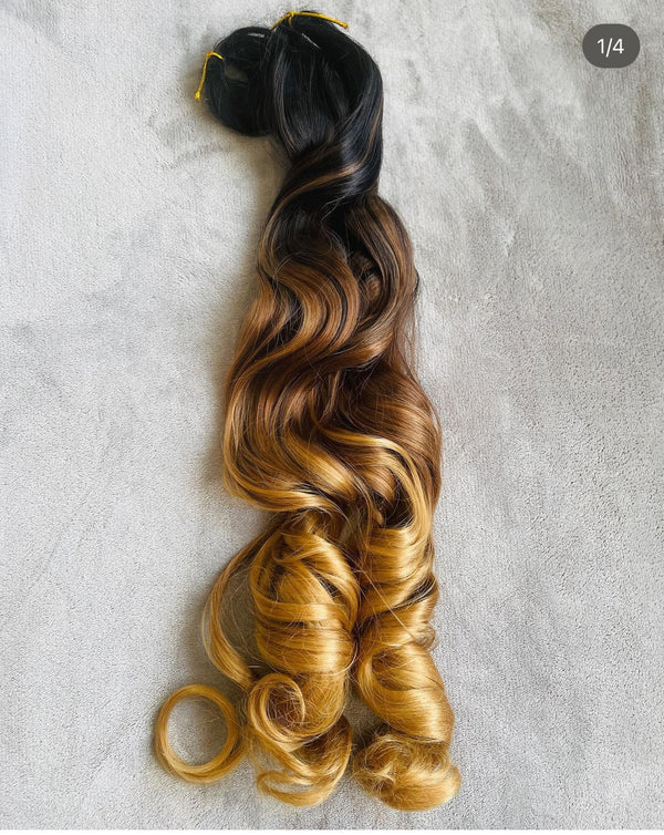 Luxe braiding fibre in caramel kisses